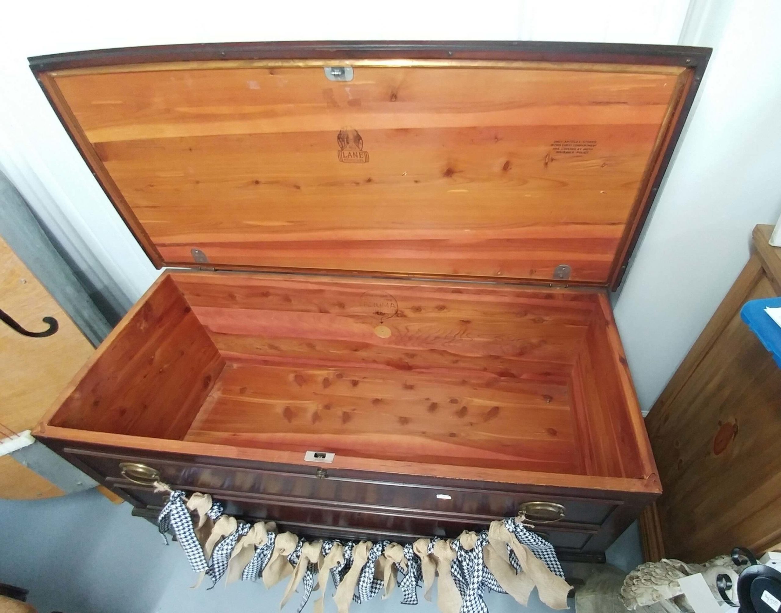 Lane Wood Chest For Sale at Juanita Ross blog